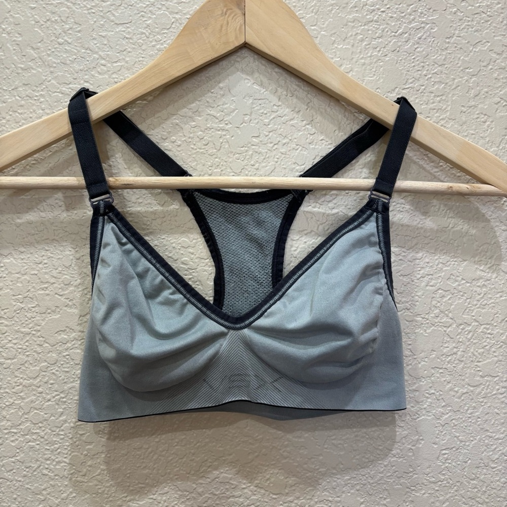 Victoria’s Secret VSX Sports Bra Size Small Activewear Workout